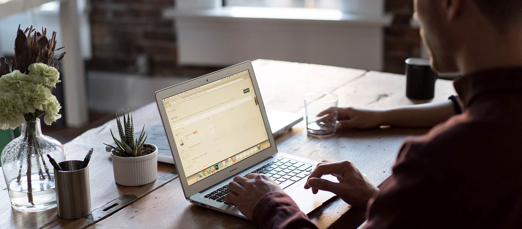 home-bg-03 home-bg-03